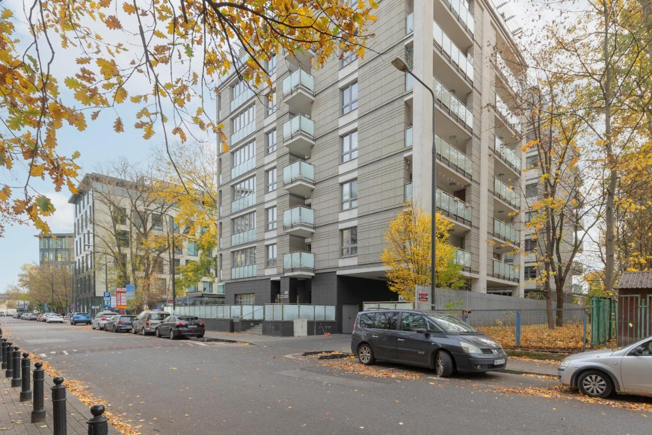 Warsaw Srodmiescie Riverside Three-Bedroom Apartment By Renters Экстерьер фото